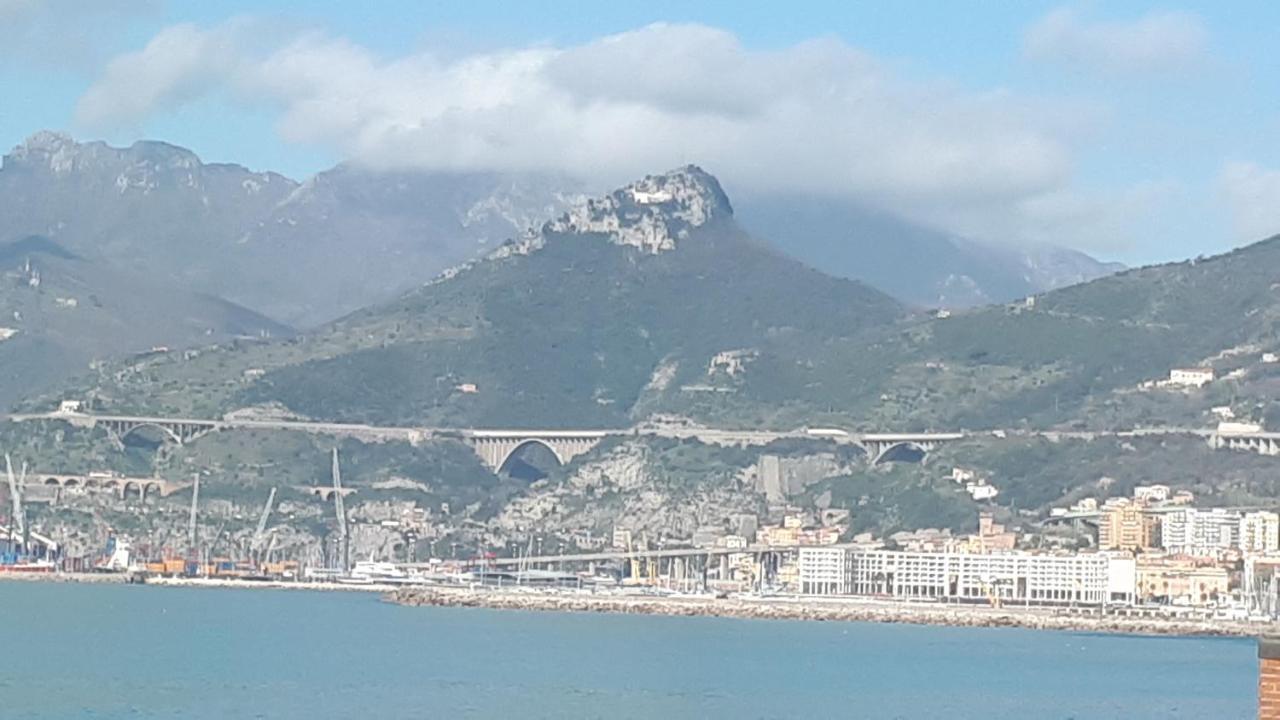Salerno Centraal Apartment Eksteriør billede