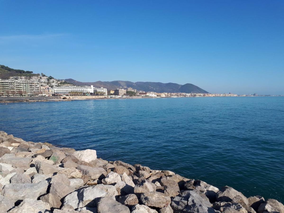 Salerno Centraal Apartment Eksteriør billede